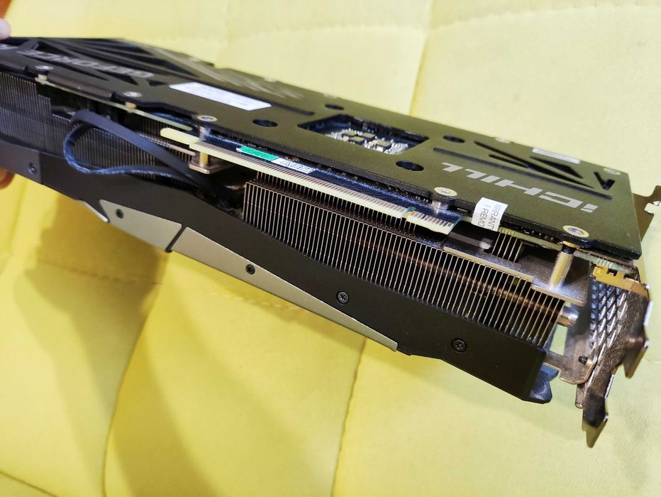 Видеокарта iCHILL X3 GeForce RTX 3060 Ti как новая