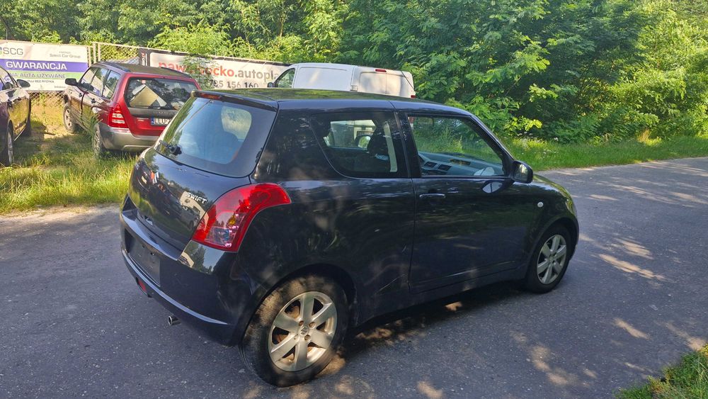 Swift bez rdzy 1.3 benzyna 160 tys km