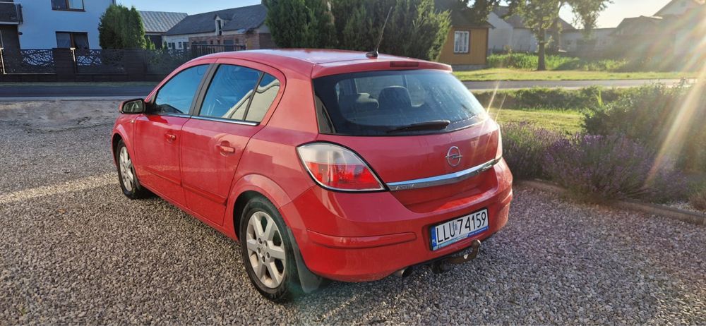 Opel Astra 2.0 turbo