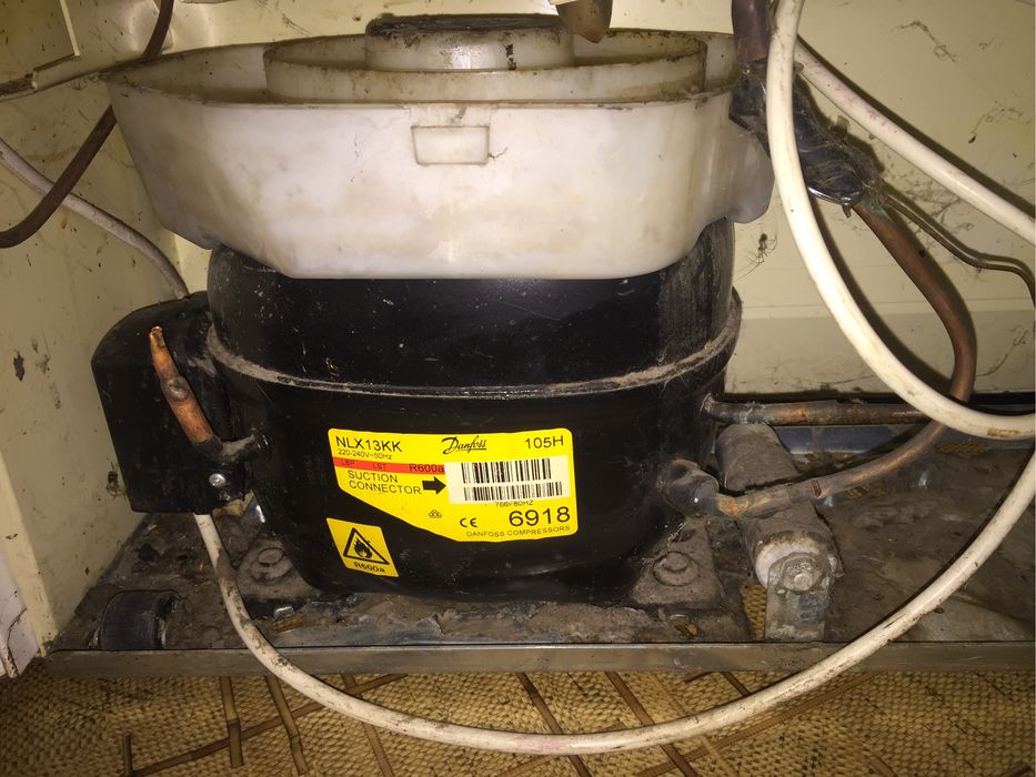 Холодильник"LIEBHERR"