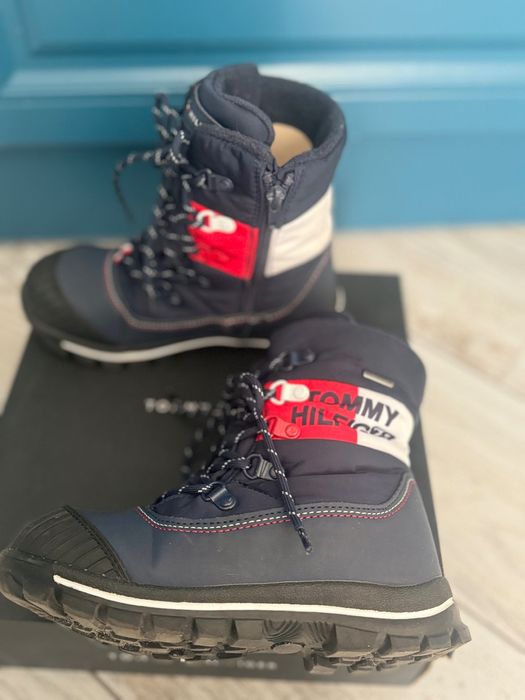 Чоботи дитячі  зимові Tommy Hilfiger р.33