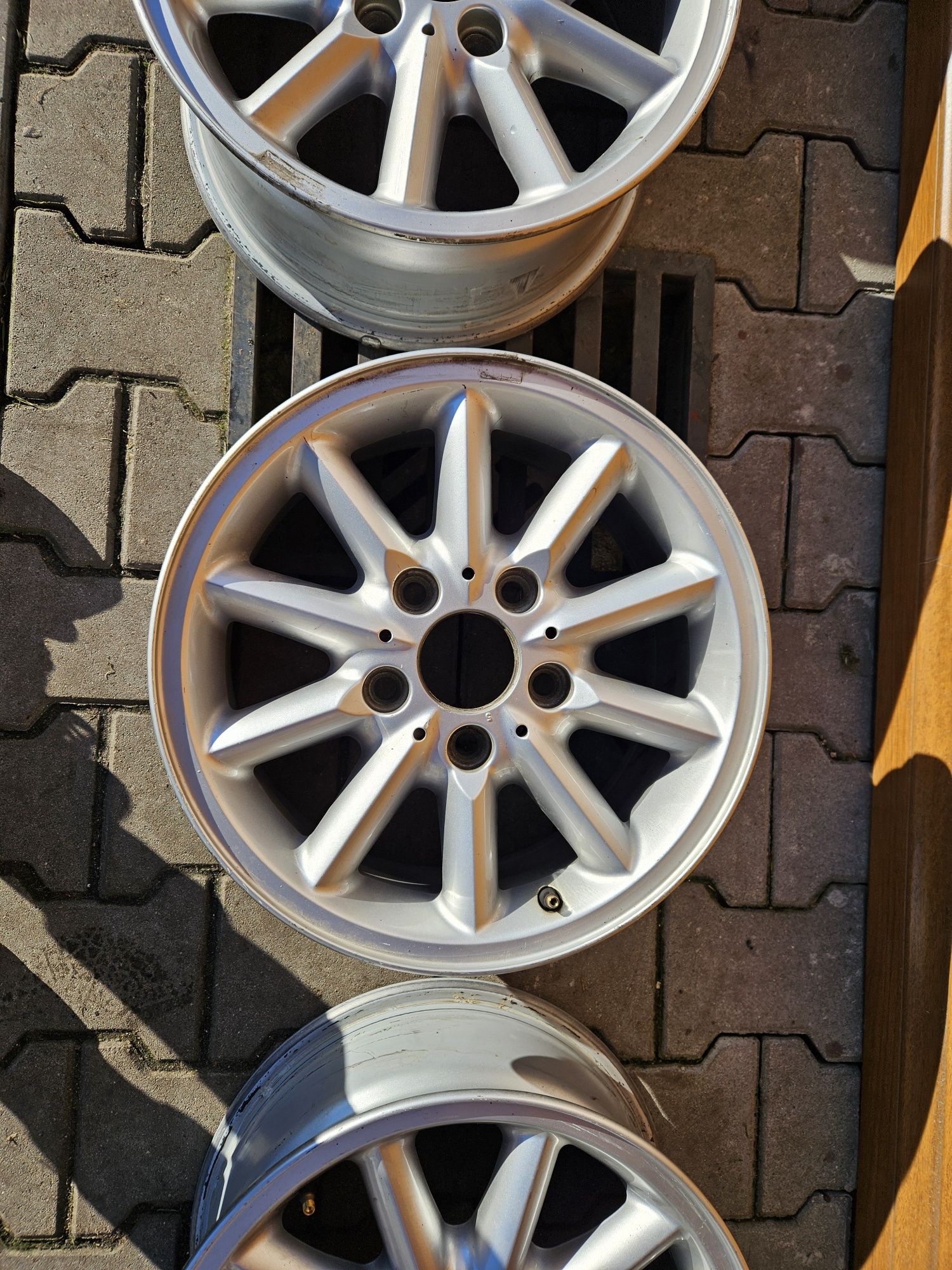 Felgi aluminiowe 15 BMW