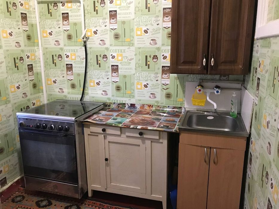 Сдам у довгострокову оренду квартиру  у центрі