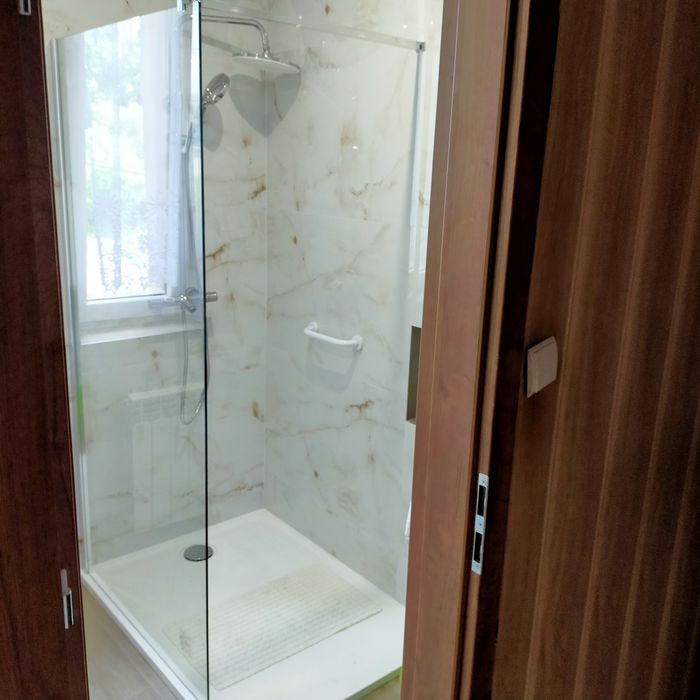 Szyba prysznicowa praktycznie nowa