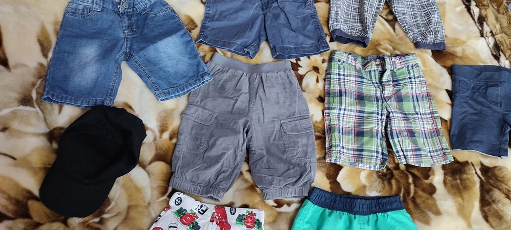 Шорти, фудболка, 104р