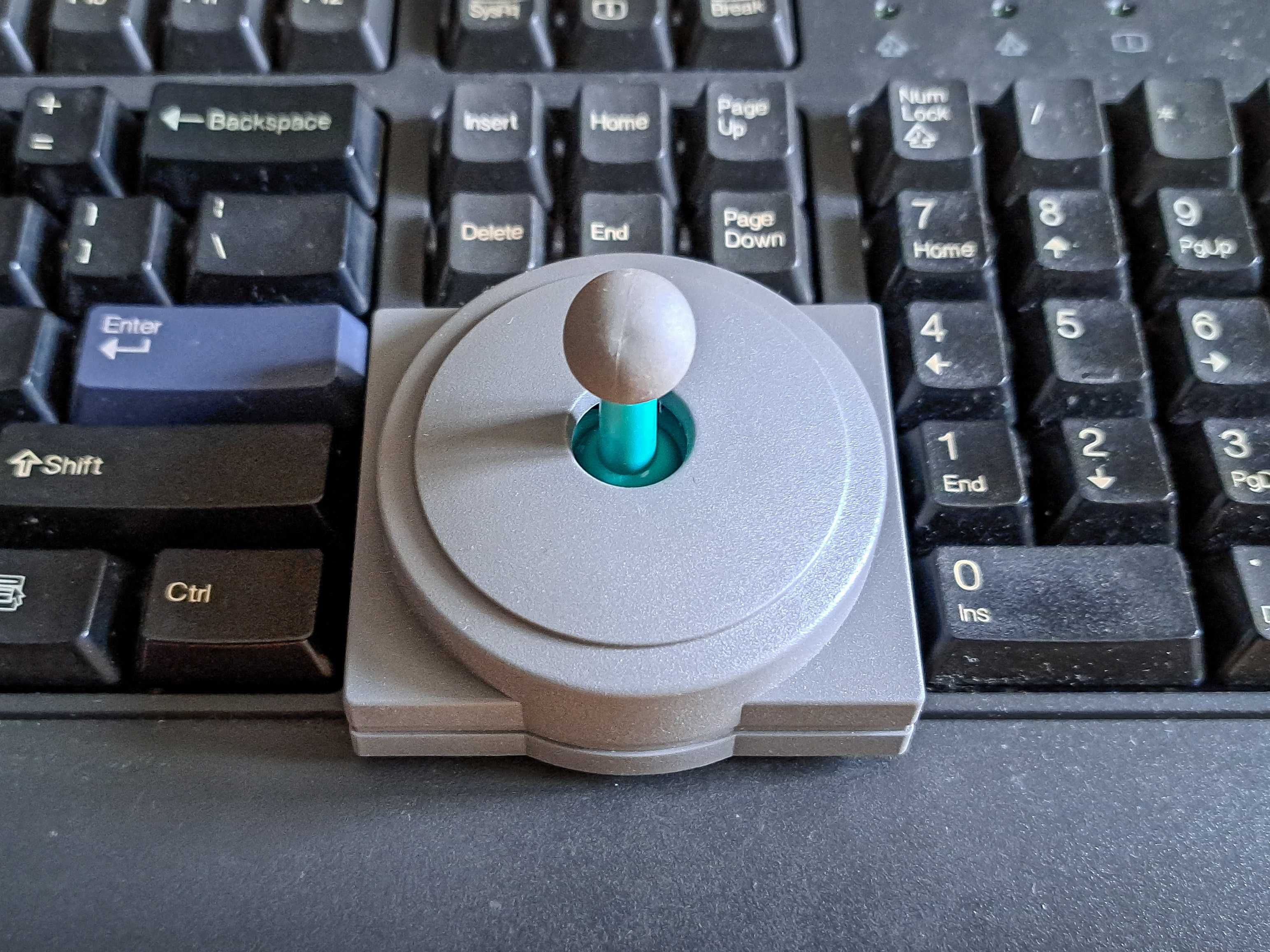 Joystick na klawiaturę (Keystick).