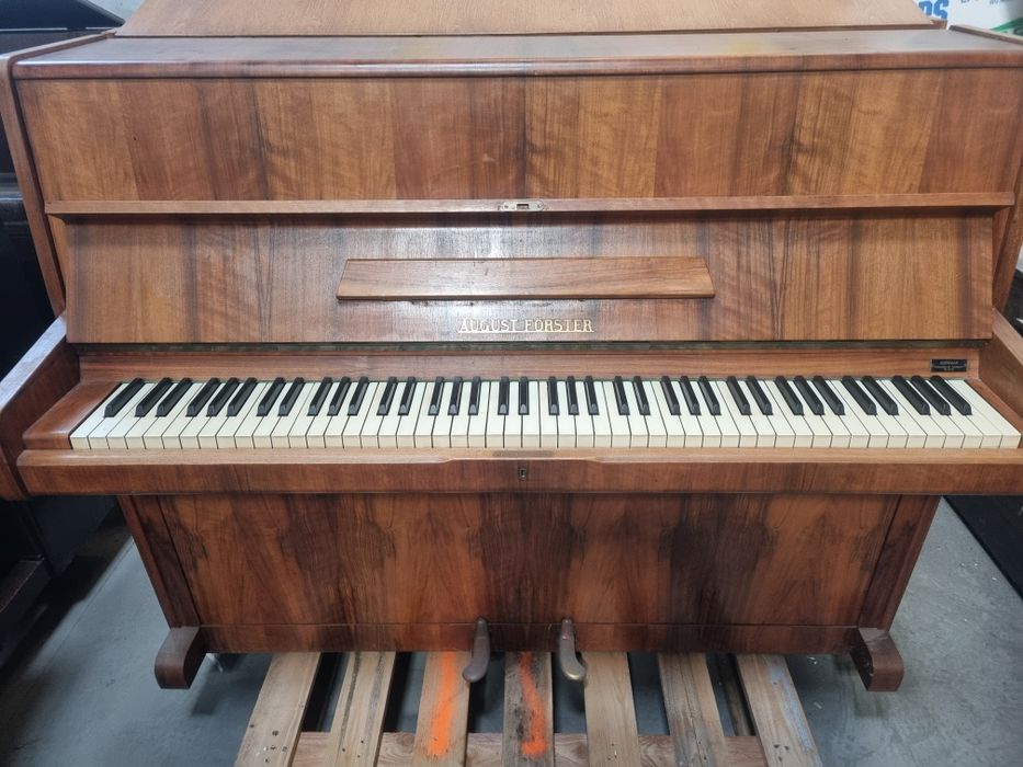 Pianino August Forster nastrojone gwarancja transport