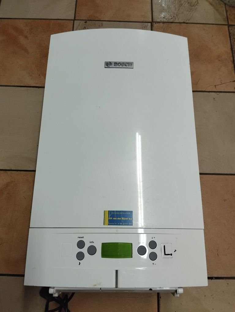 Конденсаційний газовий котел Bosch Бош 28 kw