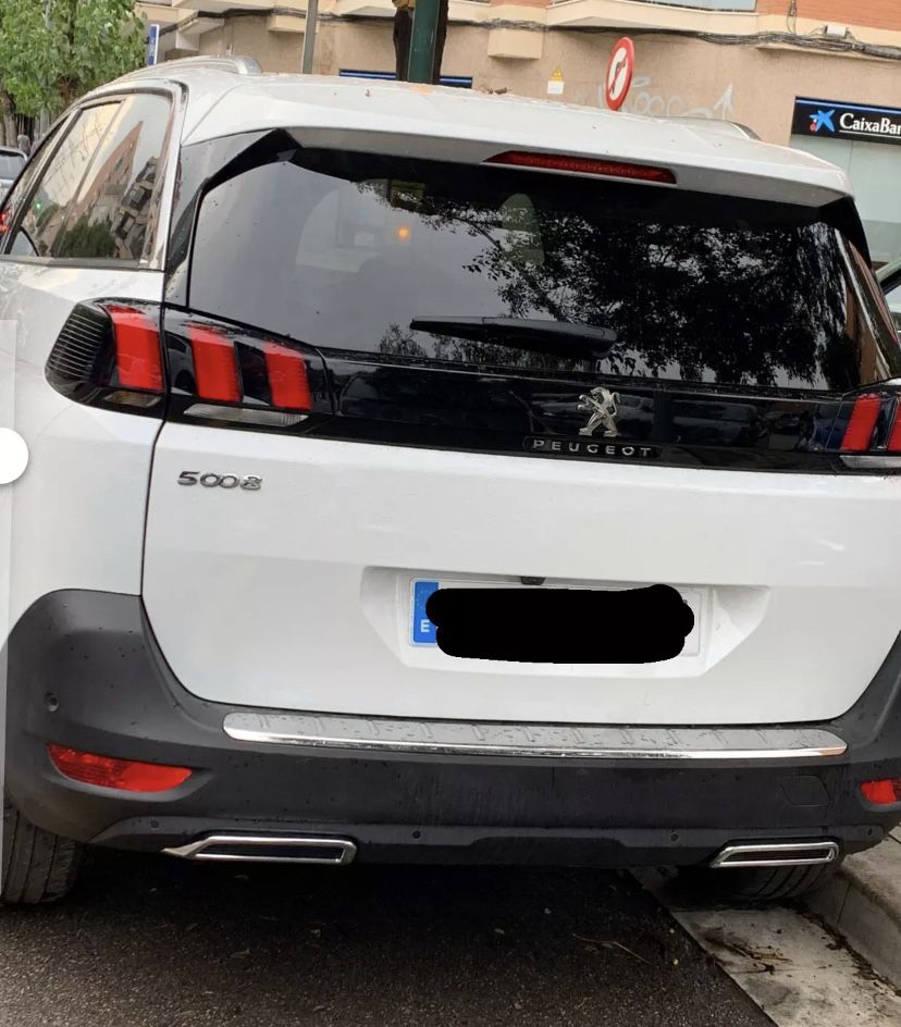 Tampa do Escape para Peugeot 3008 /Peugeot 5008