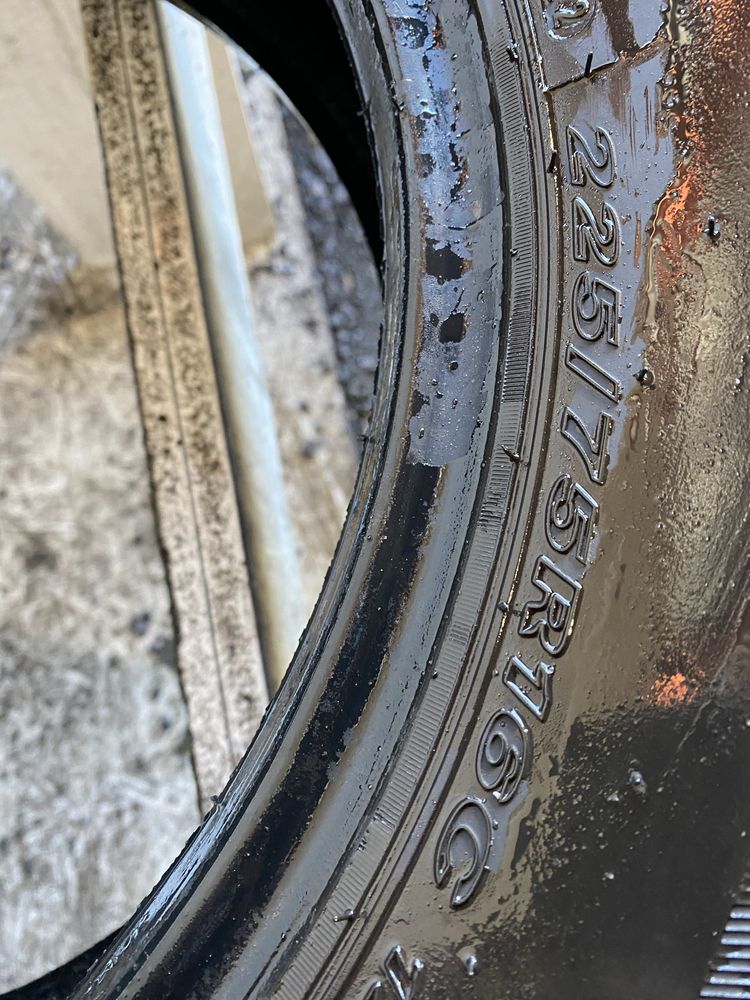 Opona pojedyncza 225/75/16c Nexen Winguard WT1
