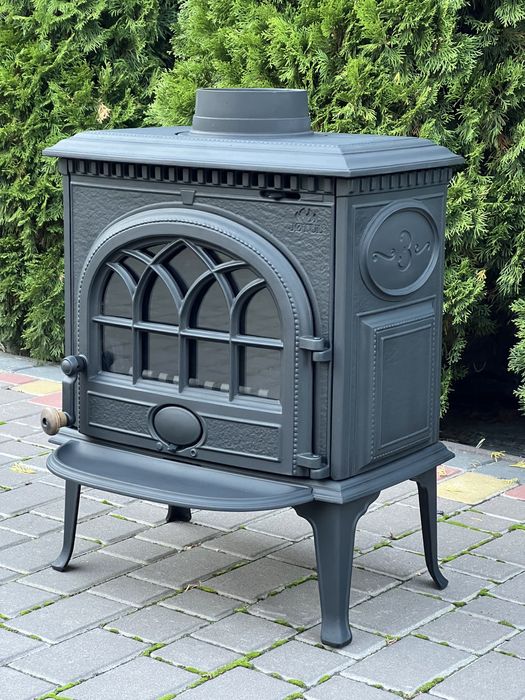 Камін-піч ,буржуйка " Jotul " ( Норвегія )