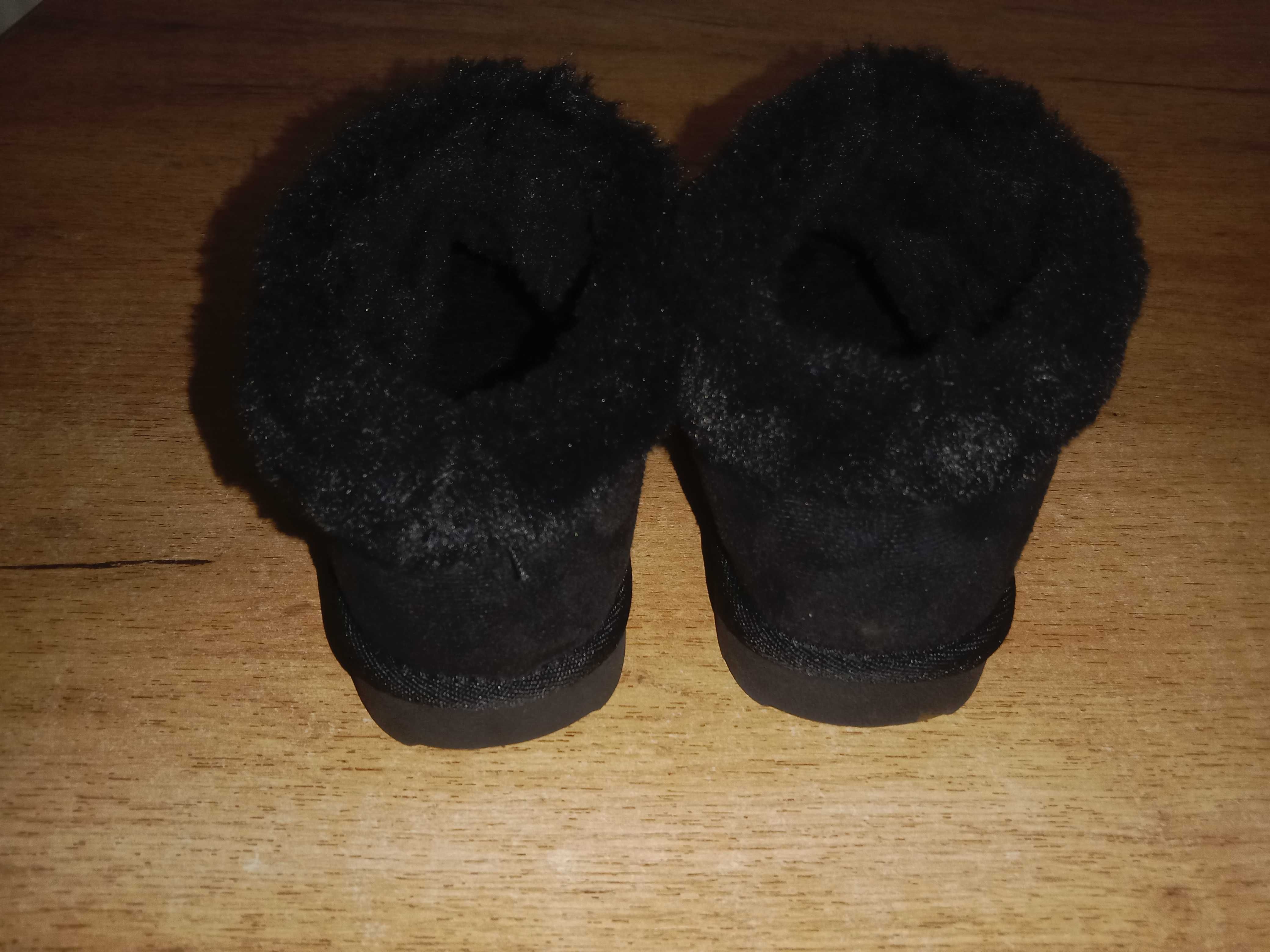 Уггі, уггі, черевики, сапоги.