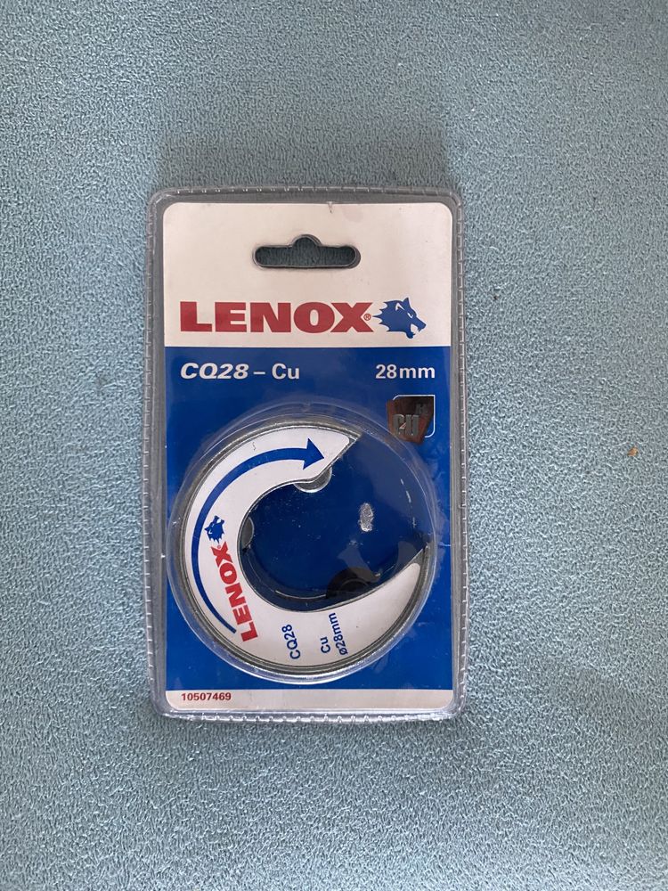 Lenox Obcinak automatyczny do rur metalowych  CQ28