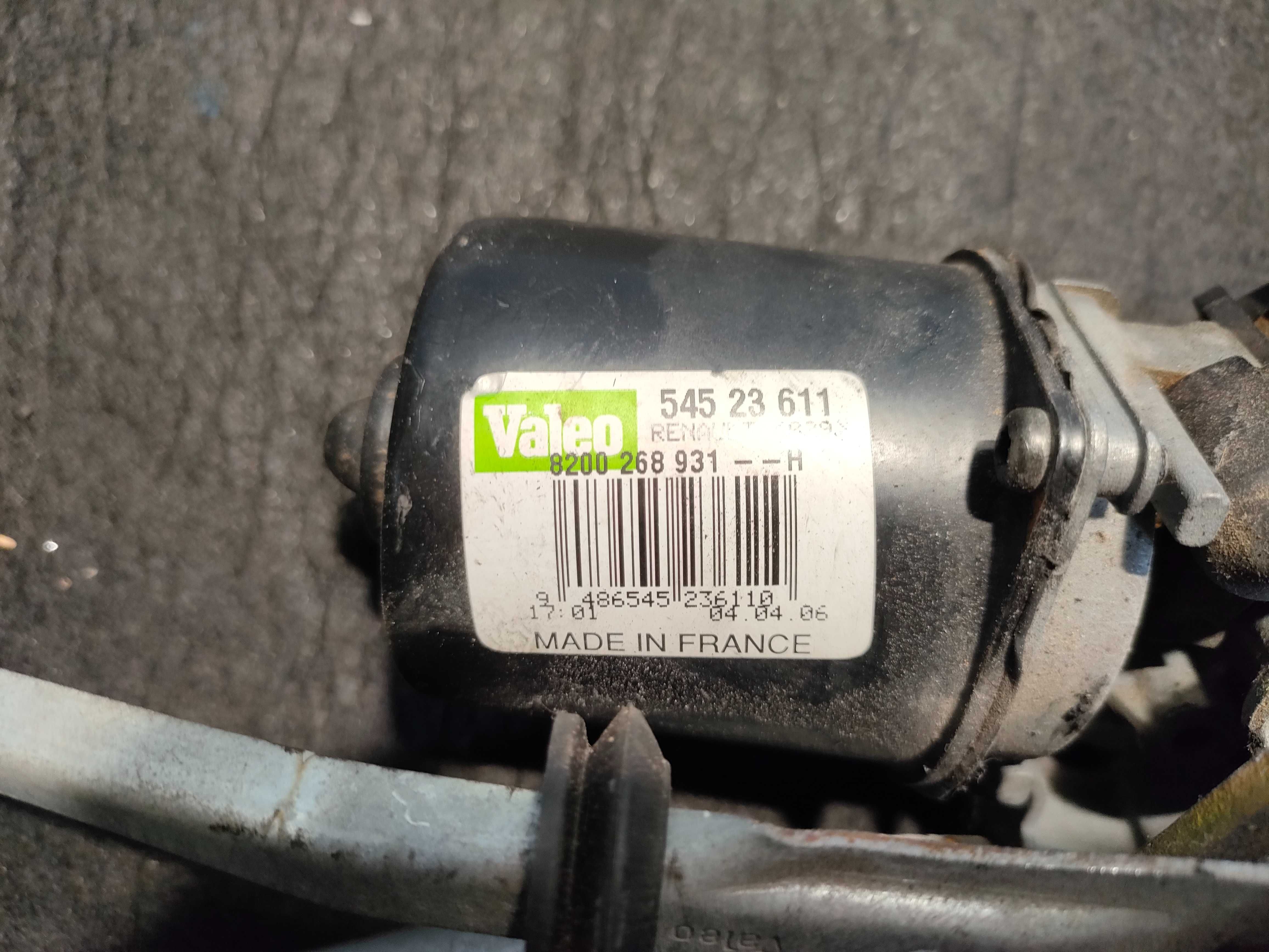 Clio III mechanizm wycieraczki przód