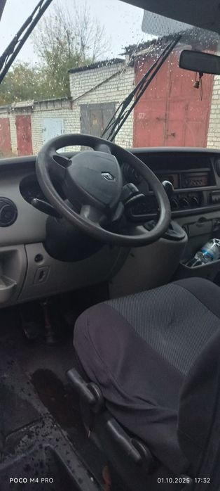 Рено мастер 2007 року