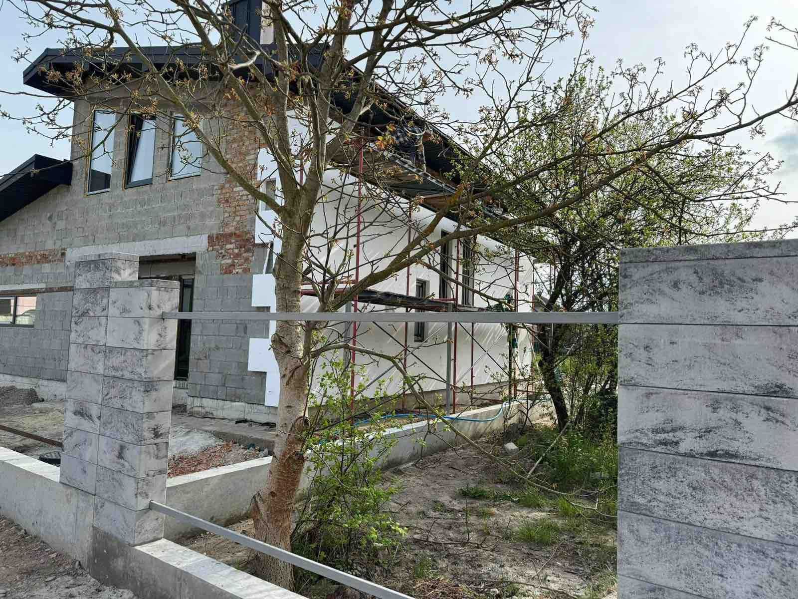 Монтаж паркану, огорожа з блоків під ключ