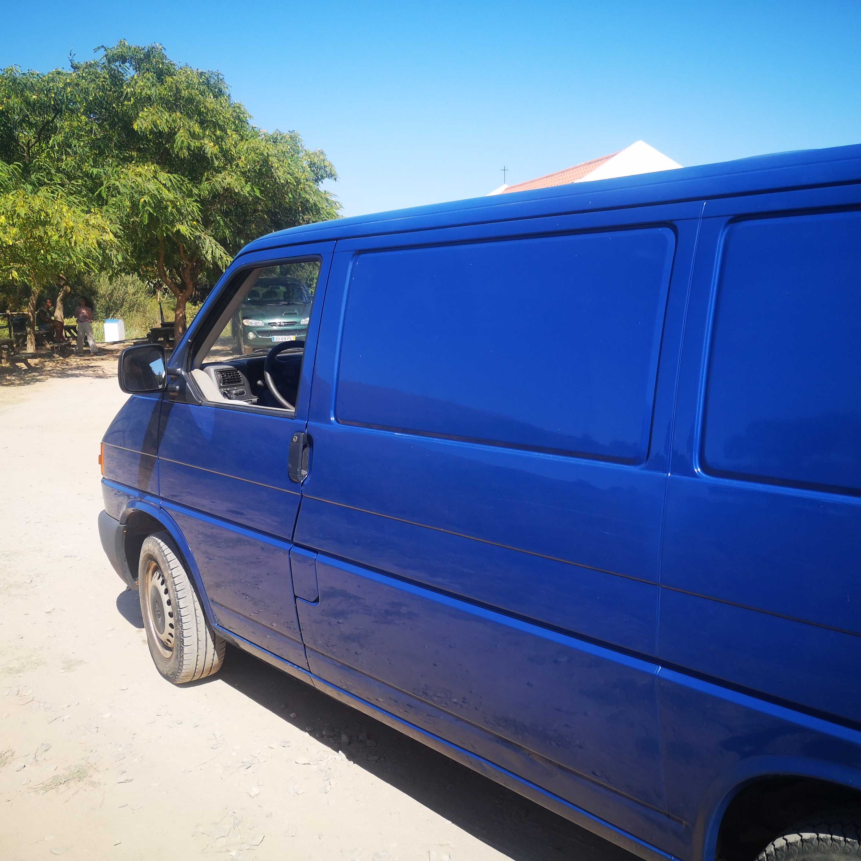 Carrinha Volkswagen Transporter T4 2400D