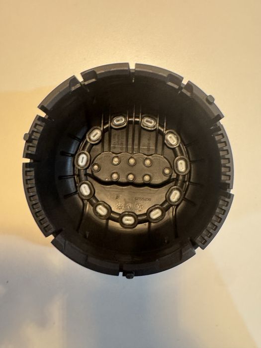 Накладка подушки Audi A4,5 B9