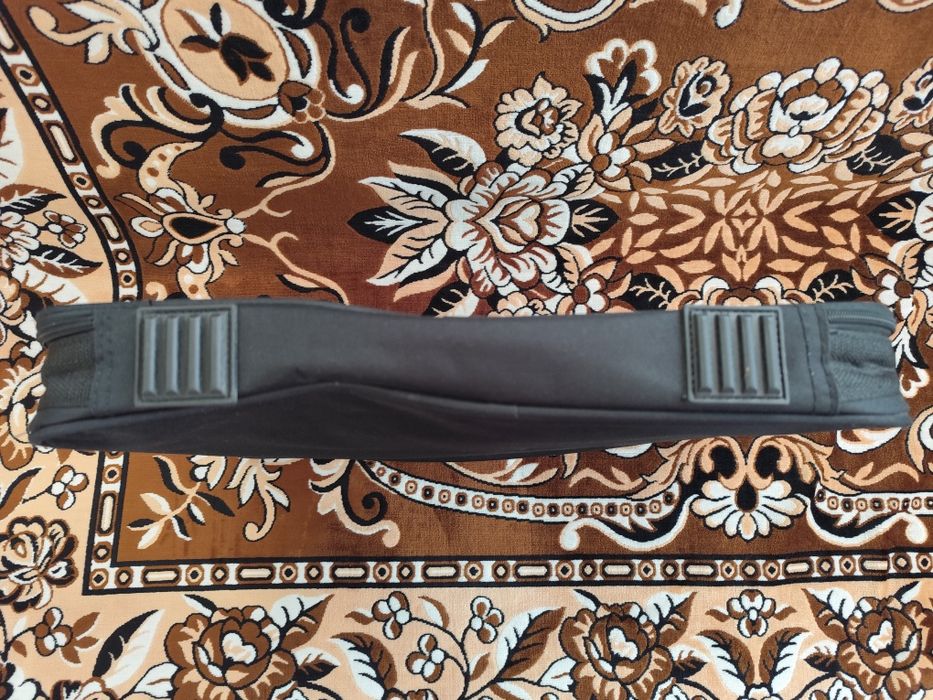 Сумка для ноутбука.