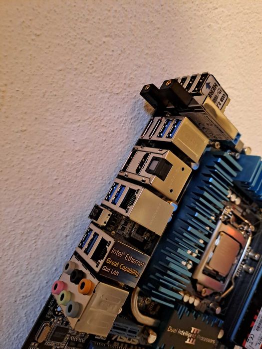 Bundle i7-3770K / Board Asus P8Z77-V Deluxe / 16GB DDR3 Trident X