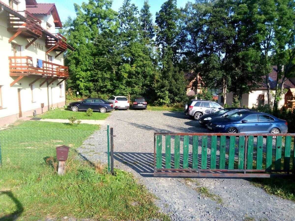 Pokoje i studia rodzinne z łazienkami