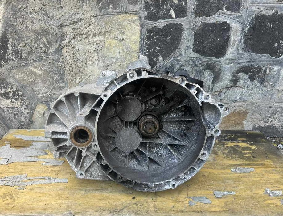 Коробка передач (КПП) Volvo V50. S40. C30 - 2.0d