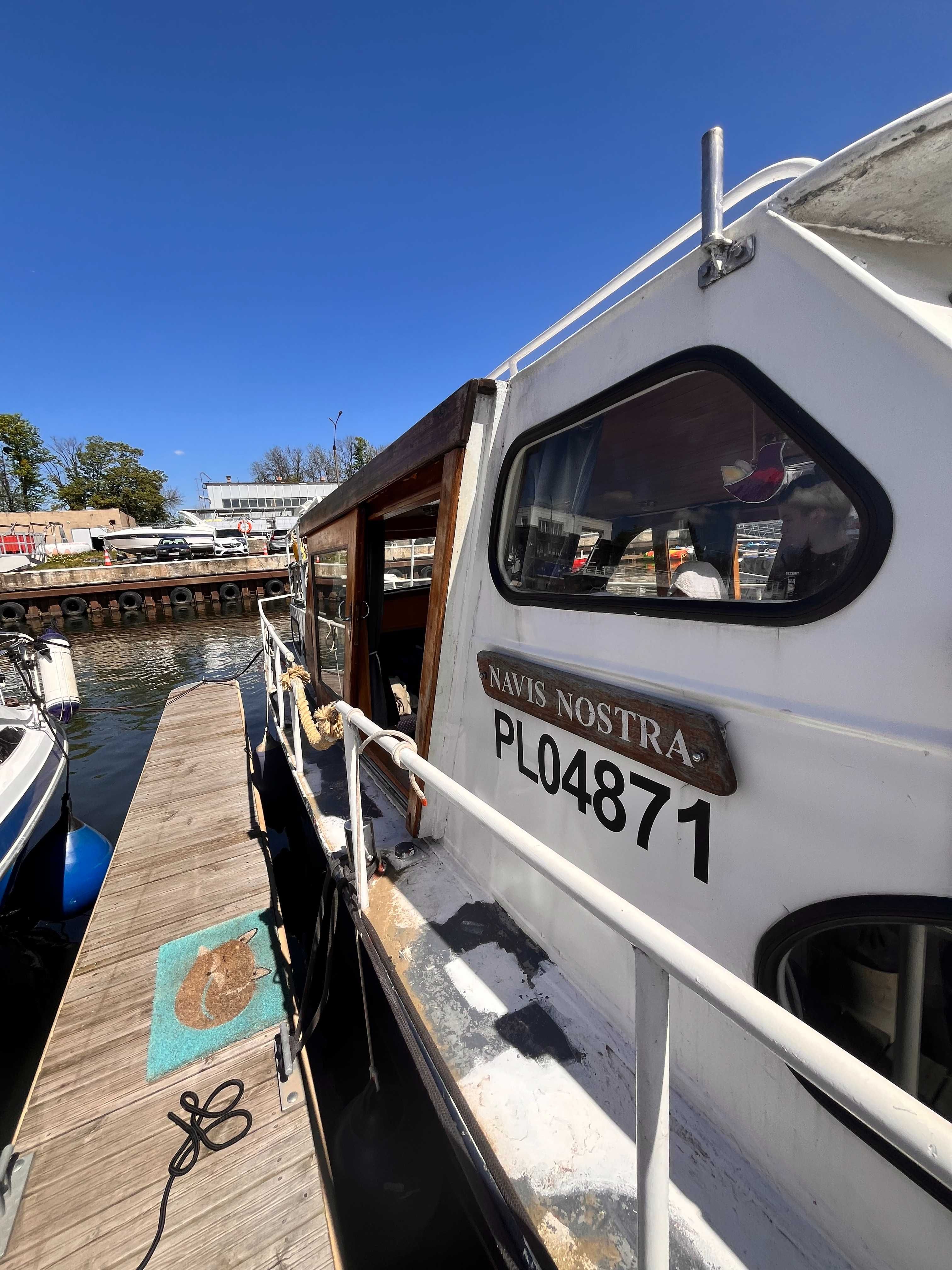 Łódź motorowa kabinowa (HouseBoat) 11 m