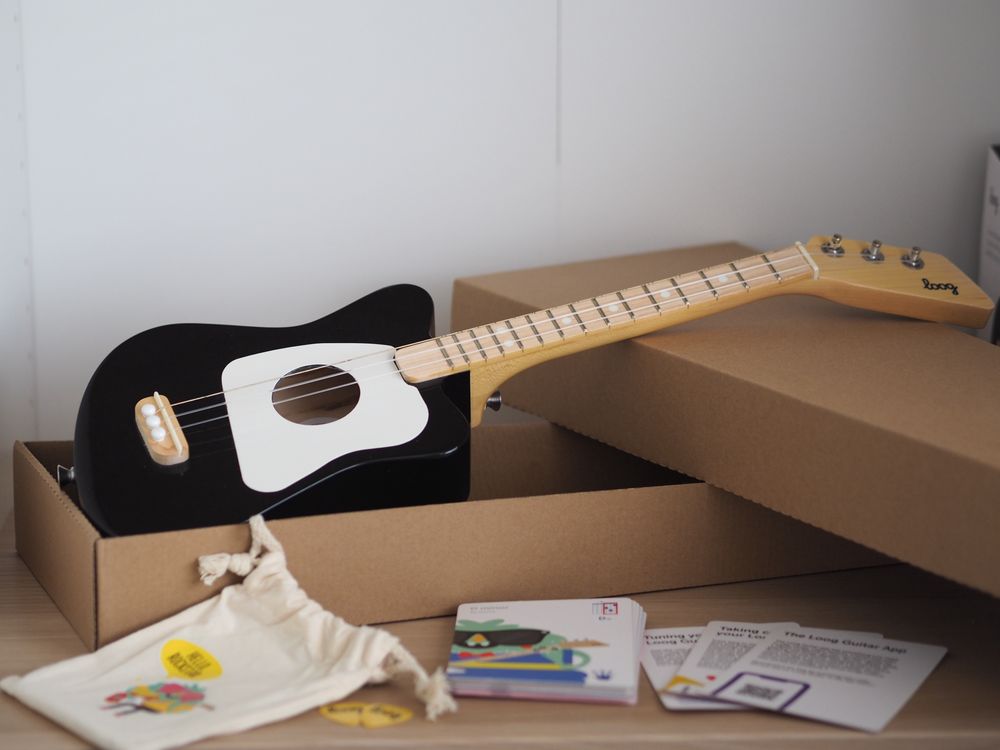 Loog Mini Black gitara akustyczna dla dzieci 3+