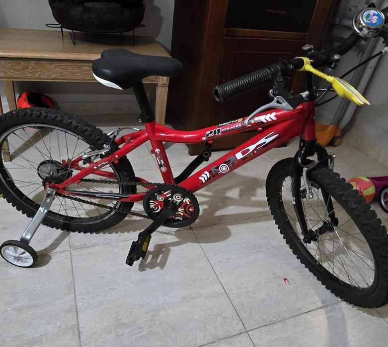 Bicicleta de criança com rodinhas