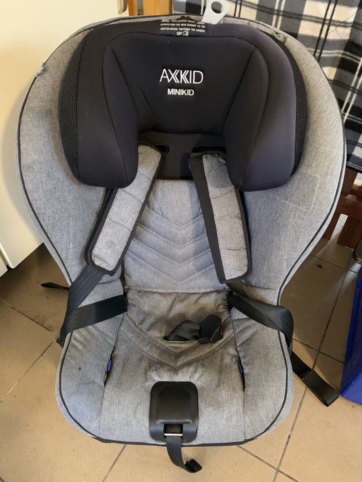 Fotelik samochodowy 9-25kg Axkid Minikid 2.0