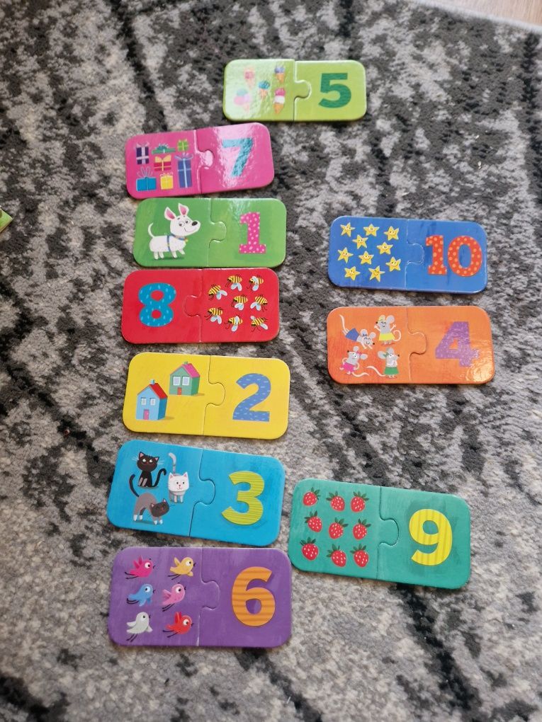 Puzzle  cyferki aksjomat