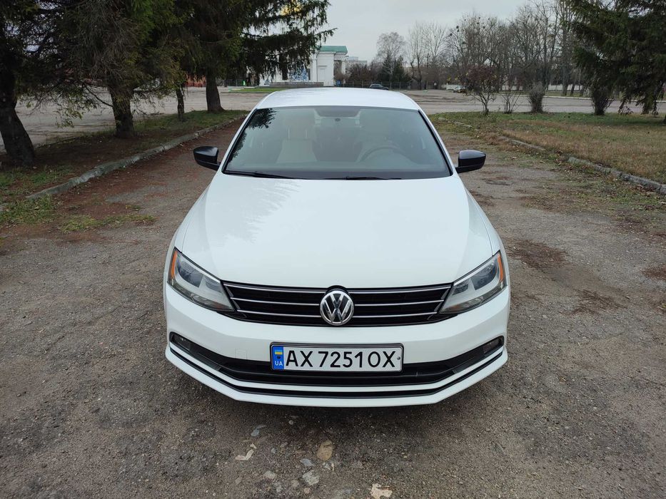 Volkswagen Jetta MK6(FL) 1,8TSI 2015
