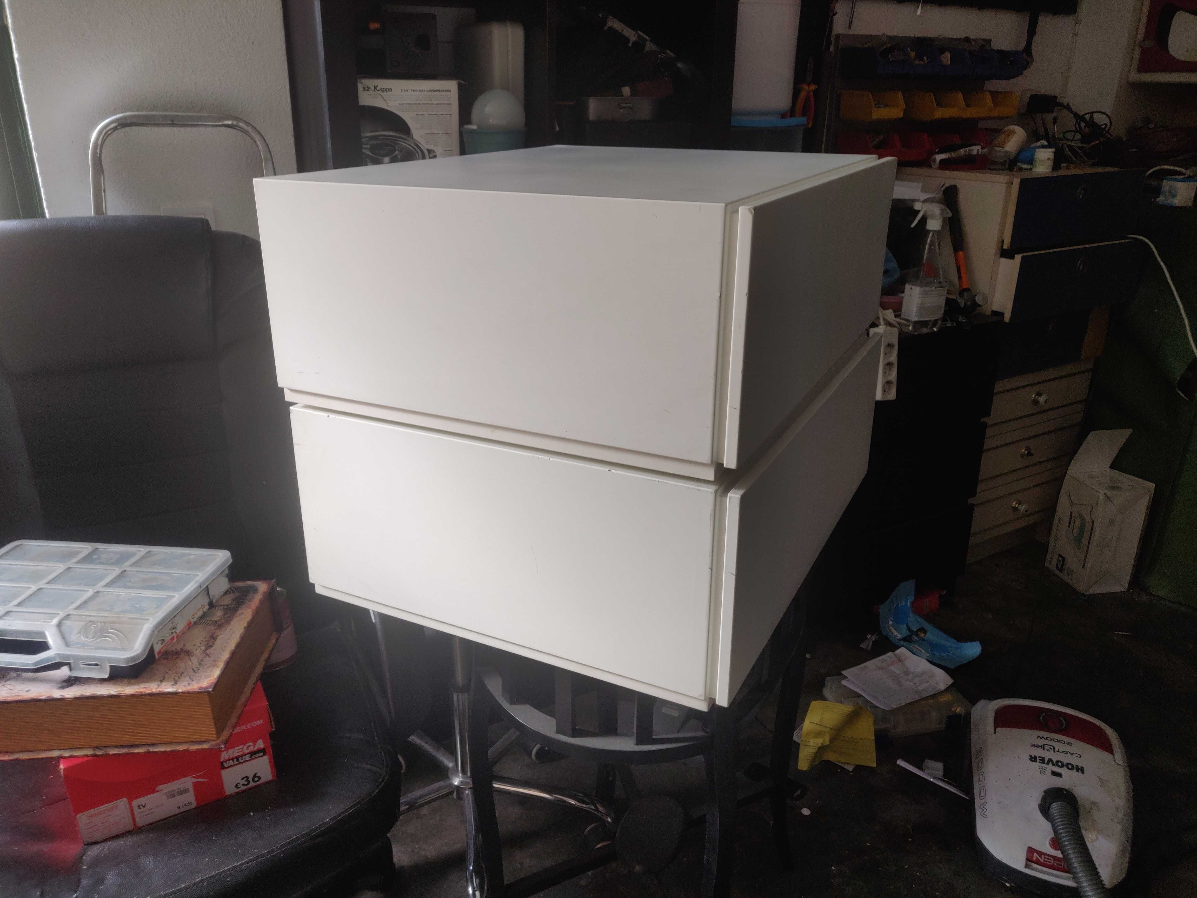 Móvel de gavetas IKEA