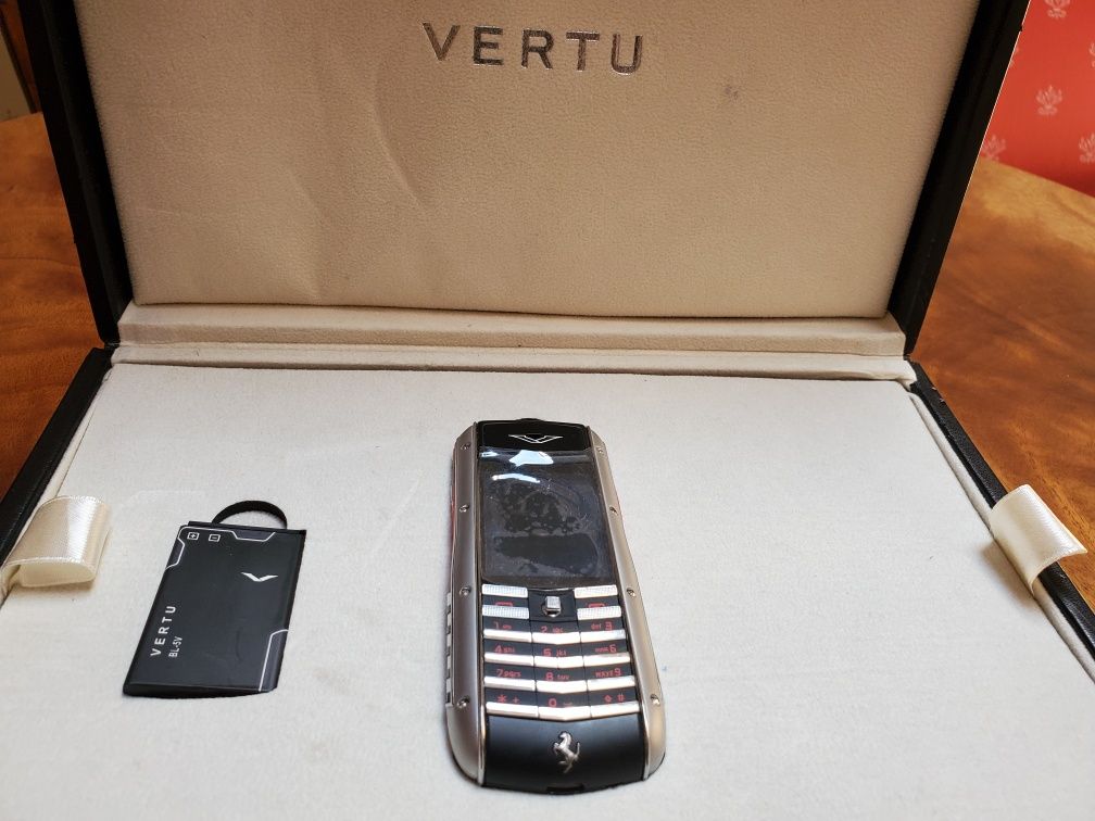 Vertu Ascent Ti Ferrari Rosso