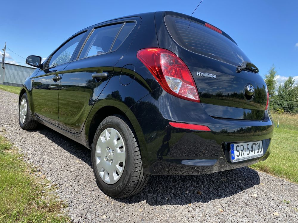 Hyundai i20 lift klima aux komputer super stan