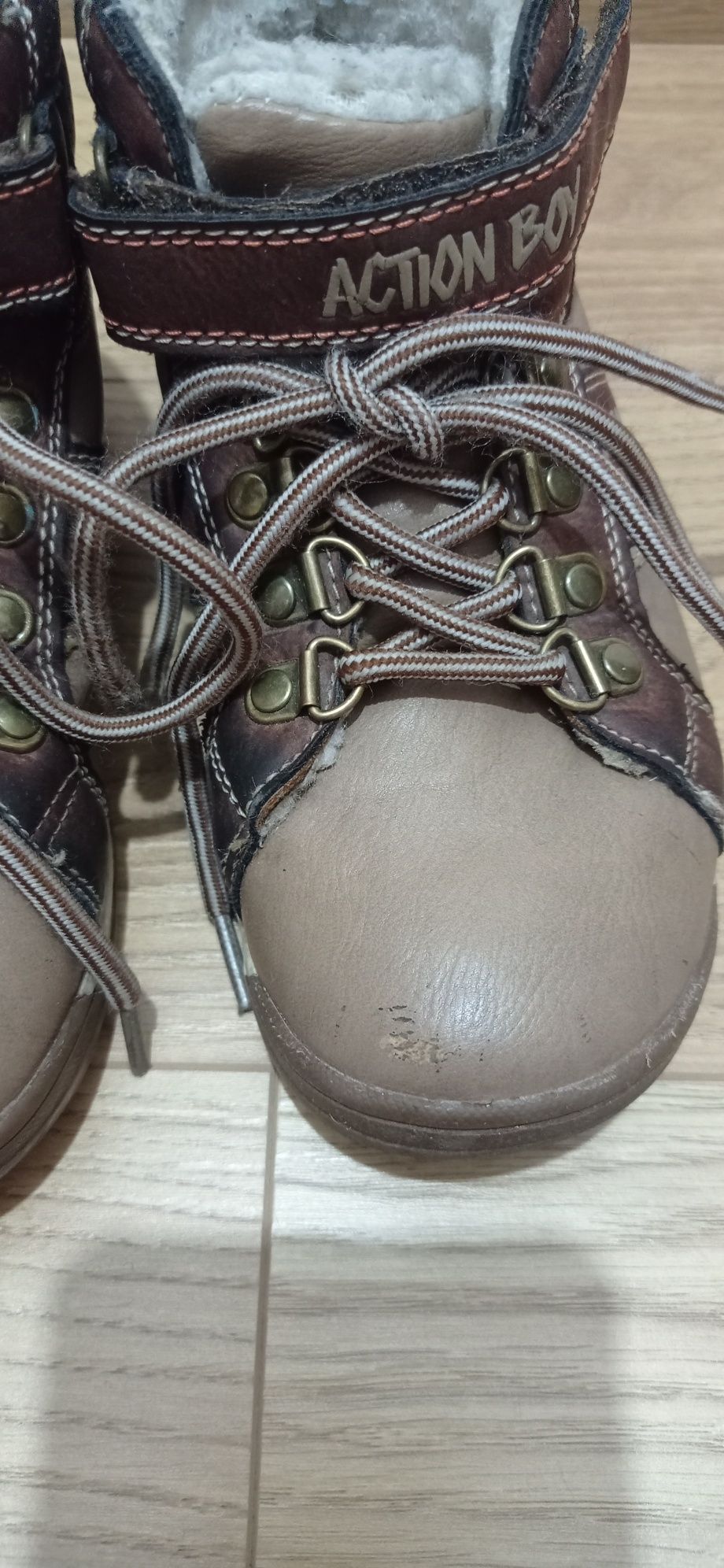 Buty jesienno - zimowe za kostkę na rzep i sznurowadła rozmiar 29