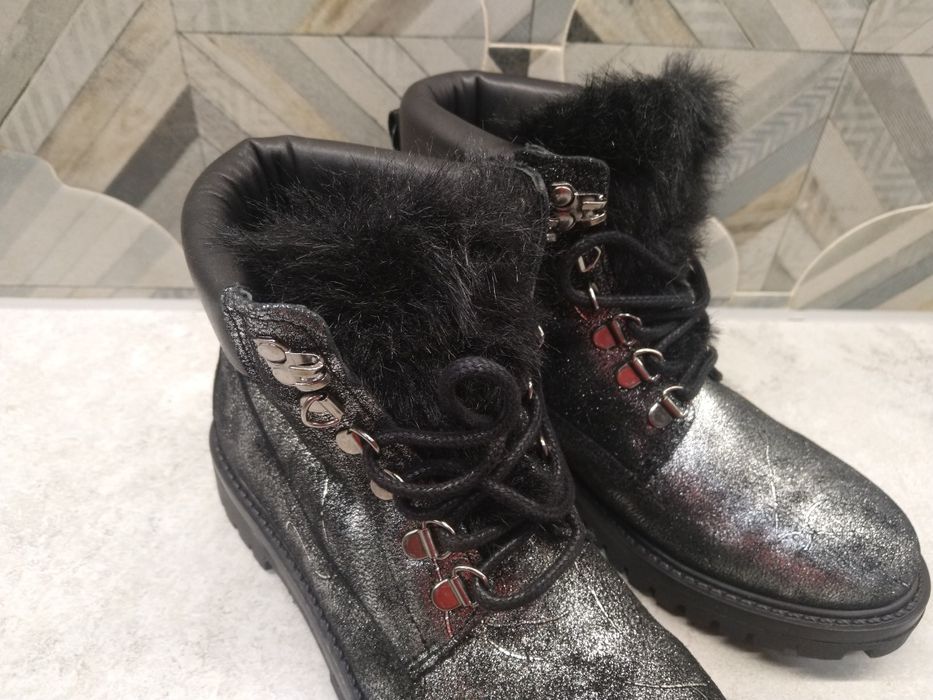 Guess/buty zimowe/nowe/czarne+srebrne/futro/ roz 36