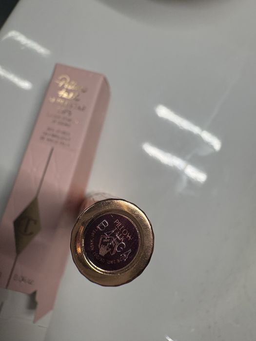 Помада Charlotte Tilbury Superstar Lips Pillow Talk