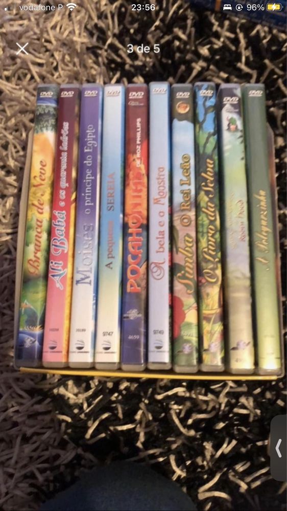 Vendo Contos de Ouro em ingles e portugues
