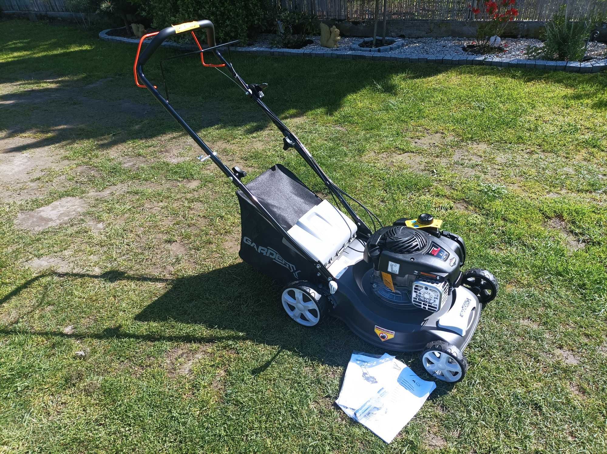 Kosiarka spalinowa Garden Briggs&stratton 43cm napęd