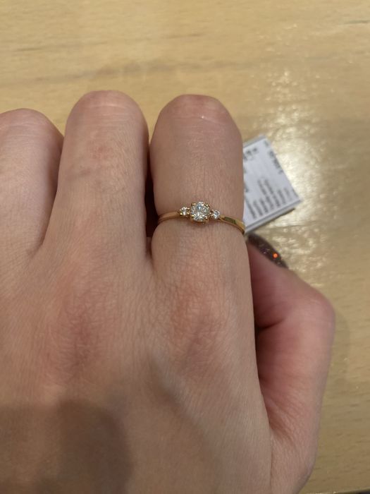 Золота каблучка 585 проби із червоного золота, 18 розм., нова з біркою