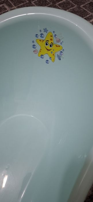 Ванночка для дитини