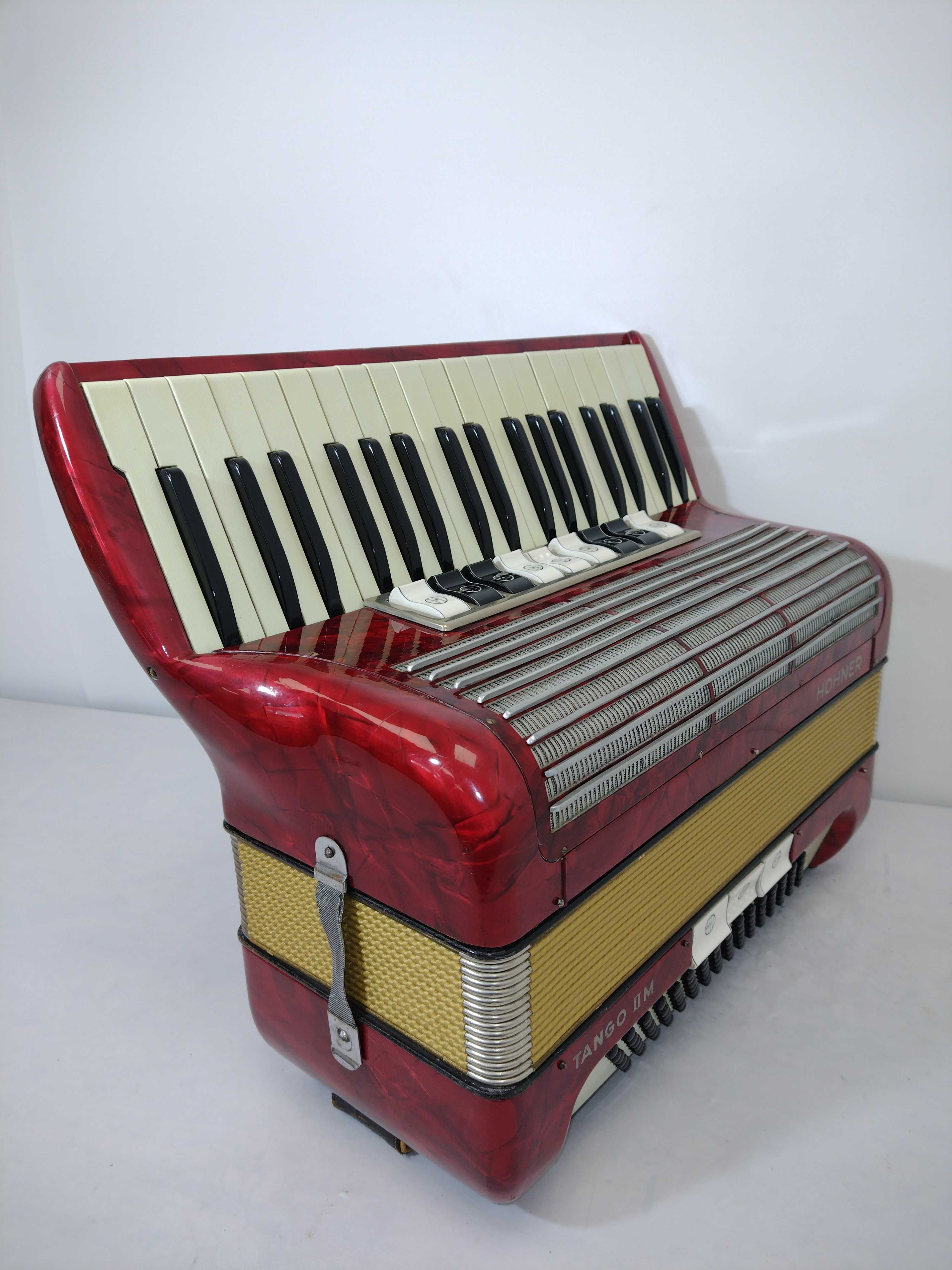 Akordeon Hohner Tanngo IIM ,96 basów,trzy chóry,bdb stan zamiana !!!