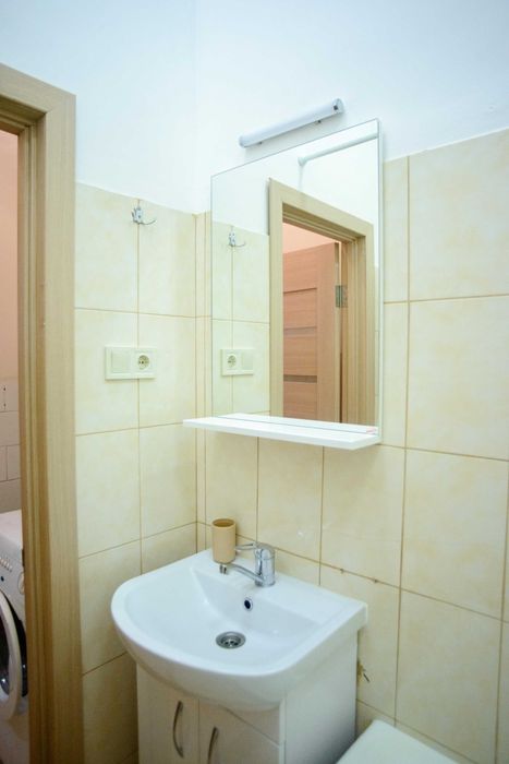 Оренда  від власника 2-кім кв. вул. Софії Яблонської 15 хв. до центру