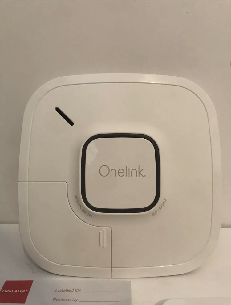 First Alert OneLink 2-in - 1 Датчик дыма и угарного газа Homekit