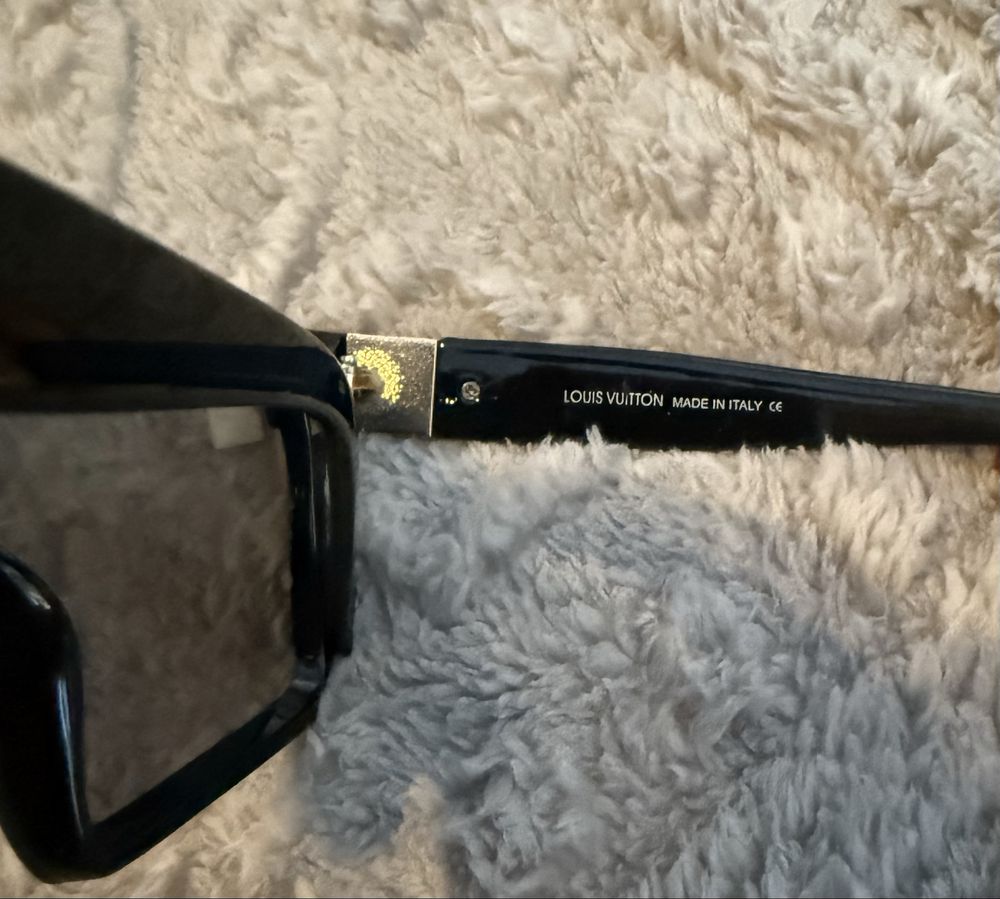 Okulary przeciwsłoneczne LV z monogramem damskie  lub męskie