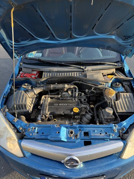 Opel Tigra B 1.4 Benzyna 2005 / Bezwypadkowy / Długie opłaty