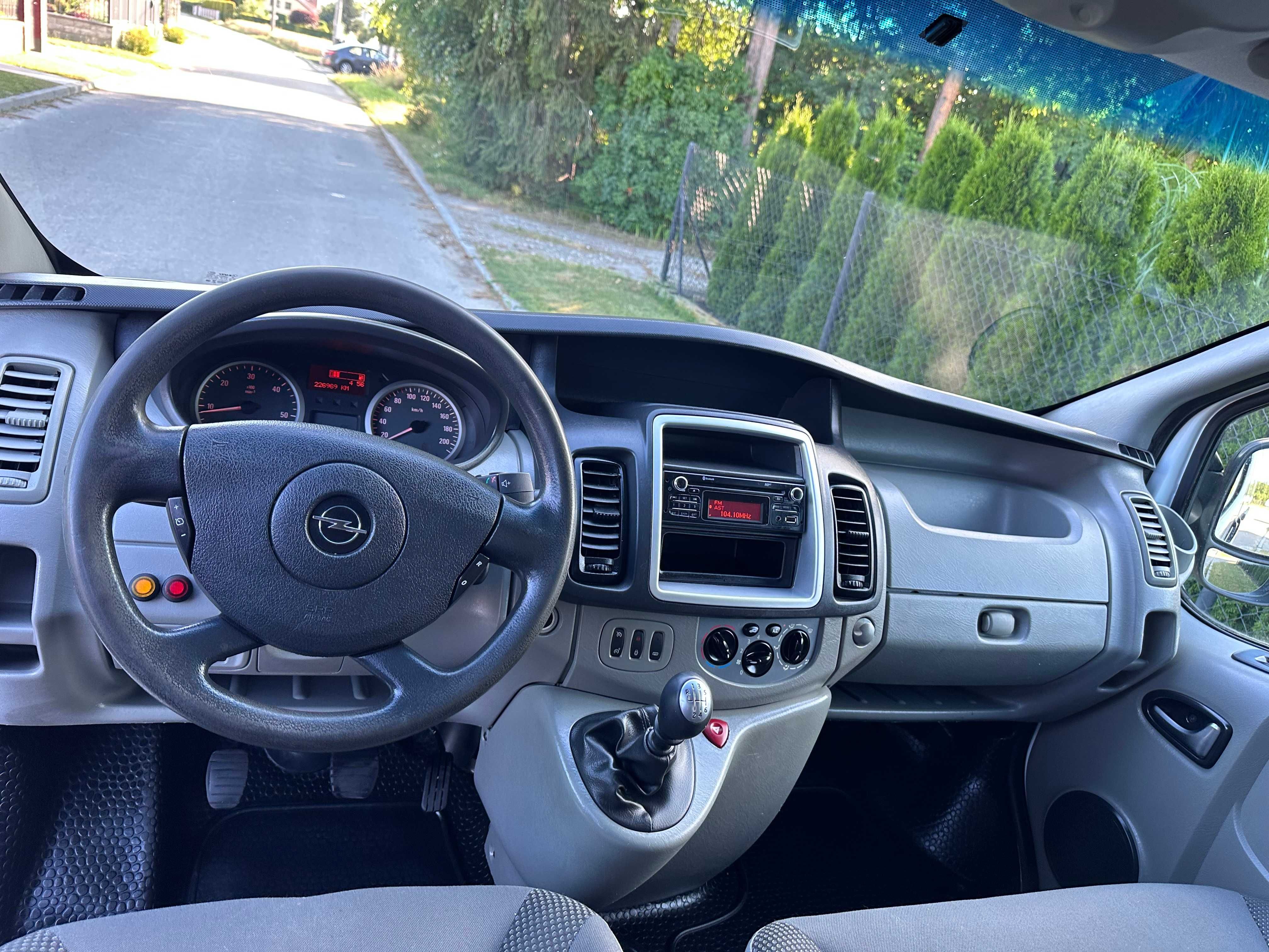opel vivaro 2,0 cdti 115 km max long