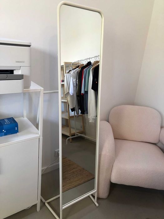 Espelho IKEA KNAPPER