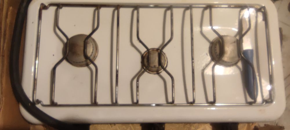 Kuchenka gazowa firmy Abbas , 3 palnikowa